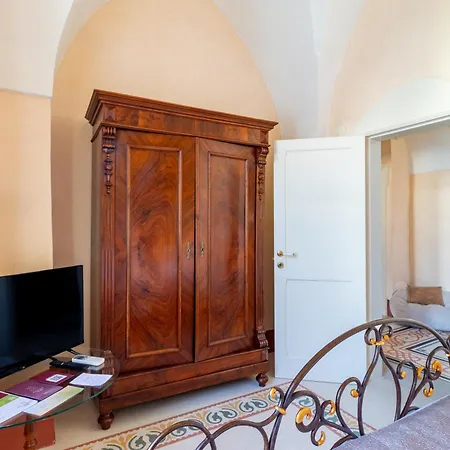 Palazzo Zaca 4*