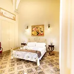 Bed & Breakfast Palazzo Zacà 4*