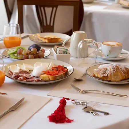 Palazzo Zaca Bed & Breakfast *