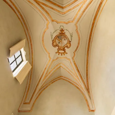 Palazzo Zaca 住宿加早餐酒店 4*