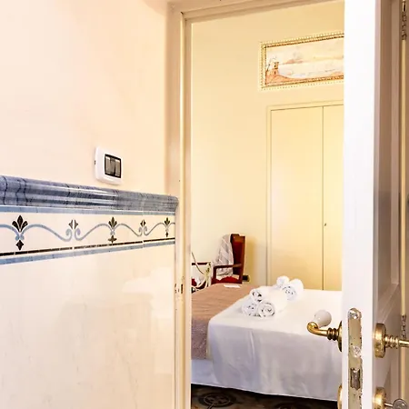 Palazzo Zaca Bed & Breakfast 3*