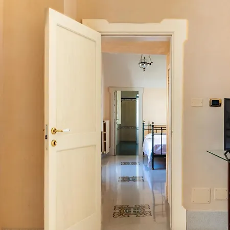 Palazzo Zaca Bed & Breakfast