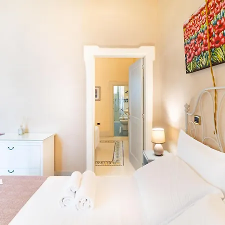Palazzo Zaca Bed & Breakfast