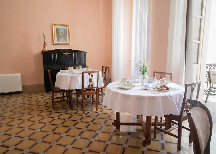 Bed and breakfast Palazzo Zaca 3*